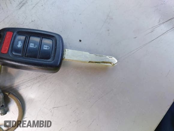 ✅ 2014 Honda Civic LX • VIN: 2HGFG3B57EH512861 • Lot: 43604103. Wystawiony na IAAI z przebiegiem 212 052 mil. Bezpłatny archiwum sprzedaży aukcyjnych z USA i szczegółowy raport historii pojazdu na DreamBid. Zdjęcie 11.