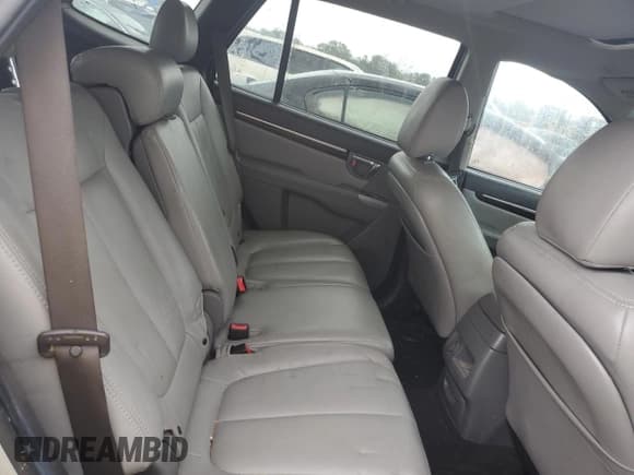 ✅ 2010 Hyundai Santa Fe GLS • VIN: 5NMSG3AB0AH378732 • Lot: 73220904. Listed on Copart with 127,558 mi. Free auction sales archive from the USA and detailed vehicle history report at DreamBid. Image 10.