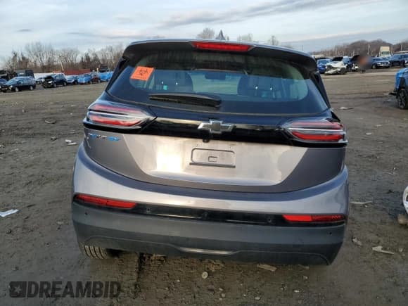 ✅ 2023 Chevrolet Bolt EV 2LT • VIN: 1G1FX6S07P4162354 • Lot: 44518585. Wystawiony na Copart z przebiegiem 24 769 mil. Bezpłatny archiwum sprzedaży aukcyjnych z USA i szczegółowy raport historii pojazdu na DreamBid. Zdjęcie 6.