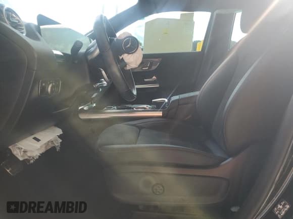 ✅ 2023 Mercedes-Benz GLA 45 AMG • VIN: W1N4N5DB1PJ447820 • Lot: 90098815. Listed on Copart with 18,315 mi. Free auction sales archive from the USA and detailed vehicle history report at DreamBid. Image 7.
