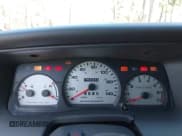 ✅ 2003 Mercury Marauder • VIN: 2MEHM75V33X628952 • Lot: 41534323. Wystawiony na IAAI z przebiegiem 92 228 mil. Bezpłatny archiwum sprzedaży aukcyjnych z USA i szczegółowy raport historii pojazdu na DreamBid. Zdjęcie 7.