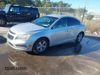 ✅ 2015 Chevrolet Cruze LT • VIN: 1G1PC5SB4F7279009 • Lot: 43520142. Listed on IAAI with 147,186 mi. Free auction sales archive from the USA and detailed vehicle history report at DreamBid. Image 2.