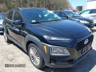 ✅ 2018 Hyundai Kona SEL • VIN: KM8K2CAA7JU080866 • Лот: 42106225. Опубликован ранее на IAAI с пробегом 67 494 миль. Бесплатный доступ к архиву аукционных продаж из США и подробный отчёт об истории автомобиля на DreamBid. Изображение 1.