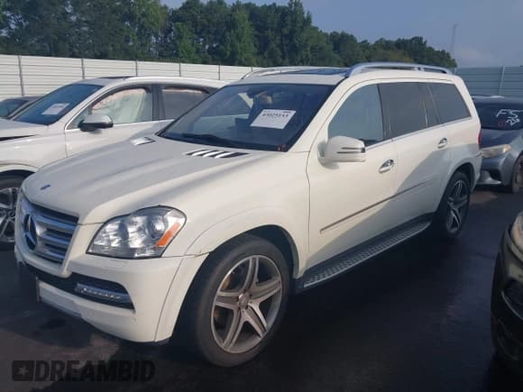 ✅ 2012 Mercedes-Benz GL 550 • VIN: 4JGBF8GE4CA772017 • Lot: 43025153. Listed on IAAI with 110,593 mi. Free auction sales archive from the USA and detailed vehicle history report at DreamBid. Image 2.