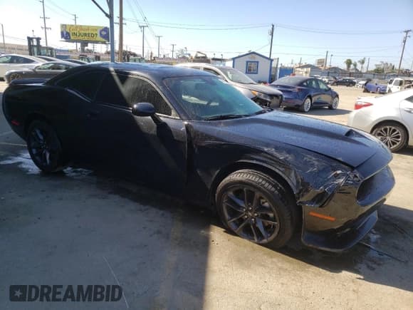 ✅ 2022 Dodge Challenger GT • VIN: 2C3CDZKG3NH152121 • Lot: 49669513. Wystawiony na Copart z przebiegiem 15 315 mil. Bezpłatny archiwum sprzedaży aukcyjnych z USA i szczegółowy raport historii pojazdu na DreamBid. Zdjęcie 4.