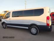 ✅ 2022 Ford Transit Passenger XLT • VIN: 1FBAX2Y88NKA67211 • Lot: 43654076. Wystawiony na IAAI z przebiegiem 210 842 mil. Bezpłatny archiwum sprzedaży aukcyjnych z USA i szczegółowy raport historii pojazdu na DreamBid. Zdjęcie 14.