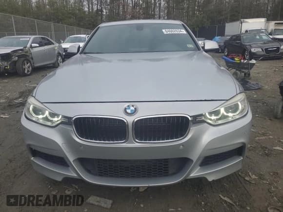 ✅ 2013 BMW 3 Series 335i • VIN: WBA3A9C54DF477049 • Lot: 84662634. Listed on Copart with 118,389 mi. Free auction sales archive from the USA and detailed vehicle history report at DreamBid. Image 5.