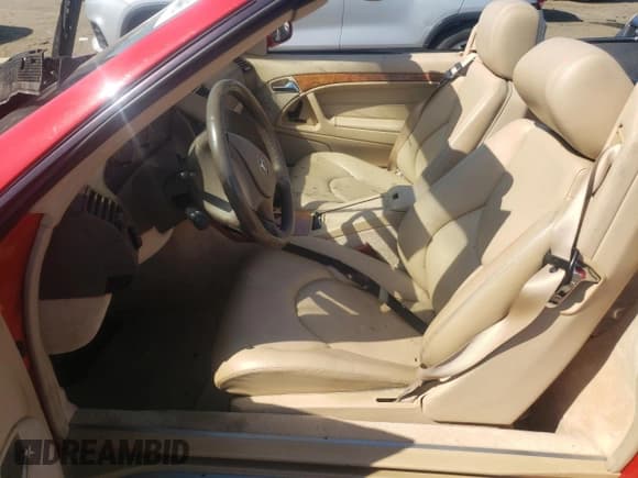 ✅ 2000 Mercedes-Benz SL 500 • VIN: WDBFA68F1YF193740 • Lot: 72018884. Wystawiony na Copart z przebiegiem Nie podano. Bezpłatny archiwum sprzedaży aukcyjnych z USA i szczegółowy raport historii pojazdu na DreamBid. Zdjęcie 7.