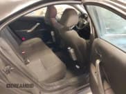 ✅ 2010 Pontiac G6 1SB • VIN: 1G2ZA5E01A4146884 • Lot: 43697975. Wystawiony na IAAI z przebiegiem 154 889 mil. Bezpłatny archiwum sprzedaży aukcyjnych z USA i szczegółowy raport historii pojazdu na DreamBid. Zdjęcie 8.