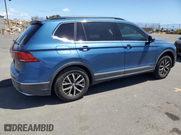 ✅ 2018 Volkswagen Tiguan SEL • VIN: 3VV3B7AX3JM021372 • Лот: 48673885. Опубликован ранее на Copart с пробегом 47 700 миль. Бесплатный доступ к архиву аукционных продаж из США и подробный отчёт об истории автомобиля на DreamBid. Изображение 3.