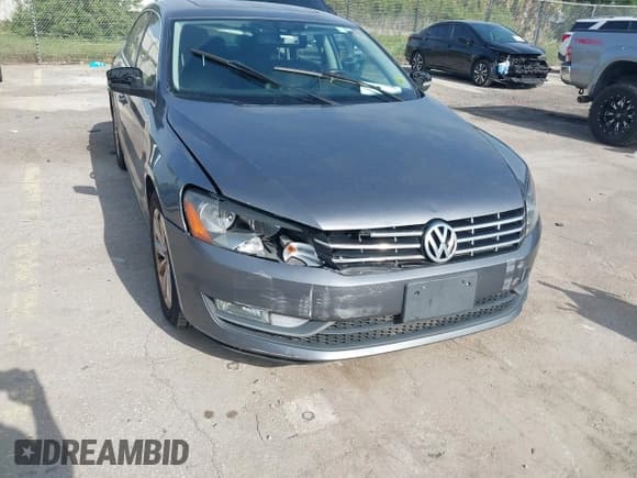 ✅ 2013 Volkswagen Passat SEL Premium • VIN: 1VWCP7A35DC013404 • Lot: 42452886. Listed on IAAI with Not provided. Free auction sales archive from the USA and detailed vehicle history report at DreamBid. Image 6.