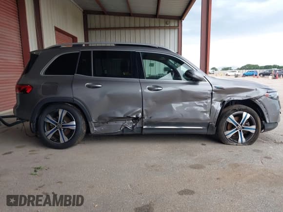 ✅ 2023 Mercedes-Benz EQB 300 • VIN: W1N9M0KBXPN023723 • Lot: 42588440. Wystawiony na IAAI z przebiegiem 20 810 mil. Bezpłatny archiwum sprzedaży aukcyjnych z USA i szczegółowy raport historii pojazdu na DreamBid. Zdjęcie 13.