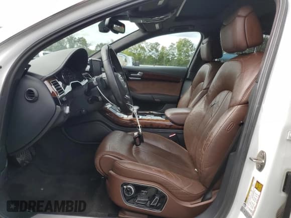 ✅ 2013 Audi A8 3.0L • VIN: WAURGAFD5DN017076 • Лот: 81887635. Опубликован ранее на Copart с пробегом 122 189 миль. Бесплатный доступ к архиву аукционных продаж из США и подробный отчёт об истории автомобиля на DreamBid. Изображение 7.