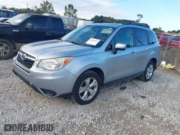 2015 Subaru Forester Premium с VIN JF2SJAFC2FH461600, выставлен на аукционе IAAI как лот 43421517 с пробегом 173 411 миль миль и . История ставок и продаж доступна на DreamBid. Изображение 17.