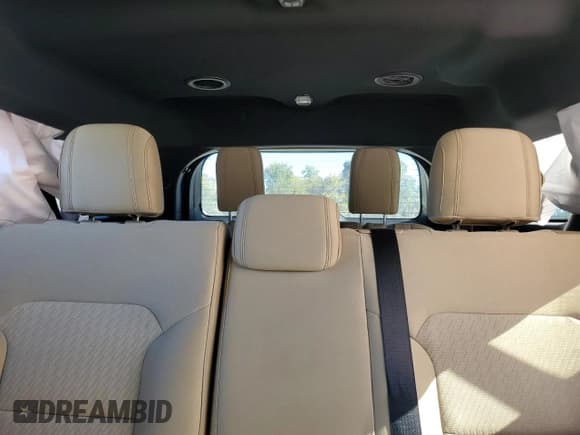 ✅ 2016 Ford Explorer • VIN: 1FM5K8B8XGGC37514 • Lot: 86707935. Listed on Copart with 166,070 mi. Free auction sales archive from the USA and detailed vehicle history report at DreamBid. Image 10.