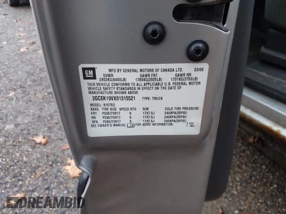 ✅ 2006 Chevrolet Silverado 1500 LT1 • VIN: 2GCEK19VX61315521 • Lot: 43759814. Wystawiony na IAAI z przebiegiem 146 312 mil. Bezpłatny archiwum sprzedaży aukcyjnych z USA i szczegółowy raport historii pojazdu na DreamBid. Zdjęcie 9.