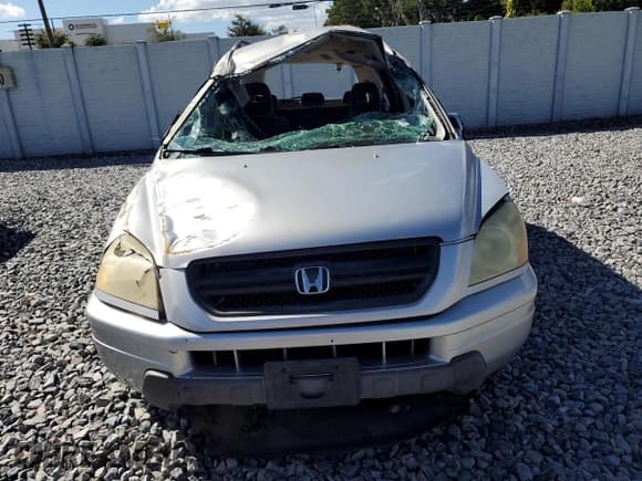 ✅ 2004 Honda Pilot EX • VIN: 2HKYF18494H548358 • Lot: 89662555. Listed on Copart with Not provided. Free auction sales archive from the USA and detailed vehicle history report at DreamBid. Image 5.