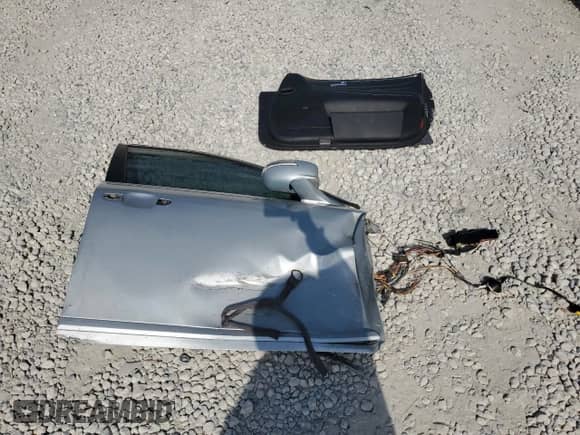 2011 Hyundai Genesis с VIN KMHGC4DE2BU131814, выставлен на аукционе Copart как лот 72397084 с пробегом 205 962 миль миль и На запчасти • Non repairable. История ставок и продаж доступна на DreamBid. Изображение 14.