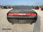 ✅ 2010 Dodge Challenger SE • VIN: 2B3CJ4DV2AH184041 • Lot: 78199344. Wystawiony na Copart z przebiegiem 225 838 mil. Bezpłatny archiwum sprzedaży aukcyjnych z USA i szczegółowy raport historii pojazdu na DreamBid. Zdjęcie 6.