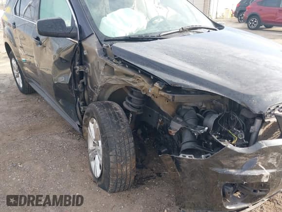 ✅ 2014 Chevrolet Equinox LT • VIN: 2GNFLFEKXE6263214 • Lot: 43629226. Wystawiony na IAAI z przebiegiem 125 173 mil. Bezpłatny archiwum sprzedaży aukcyjnych z USA i szczegółowy raport historii pojazdu na DreamBid. Zdjęcie 6.