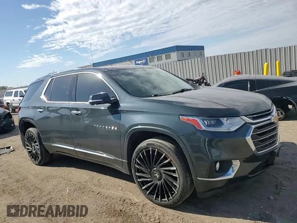 ✅ 2019 Chevrolet Traverse Premier • VIN: 1GNEVKKW5KJ142904 • Lot: 82601995. Wystawiony na Copart z przebiegiem 100 116 mil. Bezpłatny archiwum sprzedaży aukcyjnych z USA i szczegółowy raport historii pojazdu na DreamBid. Zdjęcie 14.