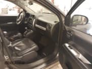 ✅ 2017 Jeep Compass High Altitude • VIN: 1C4NJDEB1HD127400 • Lot: 43729893. Wystawiony na IAAI z przebiegiem 91 821 mil. Bezpłatny archiwum sprzedaży aukcyjnych z USA i szczegółowy raport historii pojazdu na DreamBid. Zdjęcie 5.