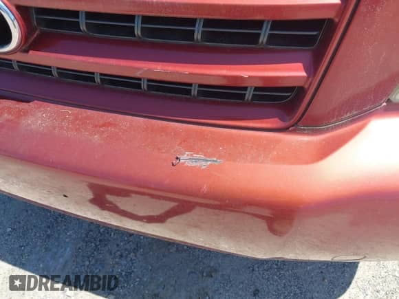 2002 Toyota Highlander z VIN JTEGD21A720026972, wystawiony jako IAAI lot #42335981 z przebiegiem 230 298 mil mil oraz . Historia ofert i sprzedaży dostępna na DreamBid. Obrazek 6.