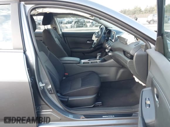 ✅ 2021 Nissan Sentra SV • VIN: 3N1AB8CV9MY307847 • Лот: 43689927. Опубликован ранее на IAAI с пробегом 41 816 миль. Бесплатный доступ к архиву аукционных продаж из США и подробный отчёт об истории автомобиля на DreamBid. Изображение 5.