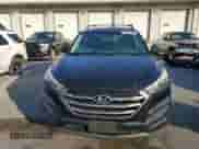 2016 Hyundai Tucson SE z VIN KM8J3CA45GU203088, wystawiony jako Copart lot #80437105 z przebiegiem 120 941 mil mil oraz Szkoda całkowita • Salvage title. Historia ofert i sprzedaży dostępna na DreamBid. Obrazek 5.