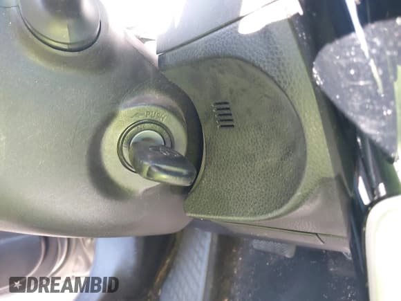 ✅ 2017 Toyota Corolla LE • VIN: 2T1BURHE9HC943300 • Lot: 43523829. Wystawiony na IAAI z przebiegiem 287 027 mil. Bezpłatny archiwum sprzedaży aukcyjnych z USA i szczegółowy raport historii pojazdu na DreamBid. Zdjęcie 11.