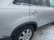 ✅ 2012 Kia Sorento LX • VIN: 5XYKTCA6XCG246816 • Lot: 43864686. Listed on IAAI with 112,000 mi. Free auction sales archive from the USA and detailed vehicle history report at DreamBid. Image 12.