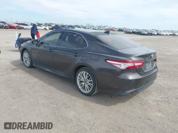 ✅ 2018 Toyota Camry XSE • VIN: 4T1BZ1HK3JU004415 • Лот: 41800344. Опубликован ранее на IAAI с пробегом 138 759 миль. Бесплатный доступ к архиву аукционных продаж из США и подробный отчёт об истории автомобиля на DreamBid. Изображение 3.