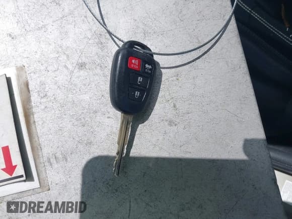 ✅ 2017 Toyota Camry XLE • VIN: 4T1BF1FKXHU687414 • Lot: 42836025. Listed on IAAI with 91,453 mi. Free auction sales archive from the USA and detailed vehicle history report at DreamBid. Image 11.