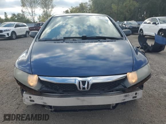 ✅ 2009 Honda Civic DX-G • VIN: 2HGFA164X9H030544 • Lot: 85871445. Wystawiony na Copart z przebiegiem 318 639 mil. Bezpłatny archiwum sprzedaży aukcyjnych z USA i szczegółowy raport historii pojazdu na DreamBid. Zdjęcie 5.