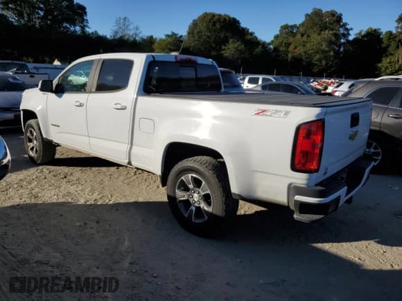 ✅ 2018 Chevrolet Colorado 4WD Z71 • VIN: 1GCPTDE12J1320964 • Лот: 74100024. Опубликован ранее на Copart с пробегом 105 929 миль. Бесплатный доступ к архиву аукционных продаж из США и подробный отчёт об истории автомобиля на DreamBid. Изображение 2.