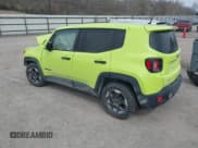 ✅ 2017 Jeep Renegade Sport • VIN: ZACCJAAH6HPG09555 • Lot: 41933847. Wystawiony na IAAI z przebiegiem 100 332 mil. Bezpłatny archiwum sprzedaży aukcyjnych z USA i szczegółowy raport historii pojazdu na DreamBid. Zdjęcie 3.