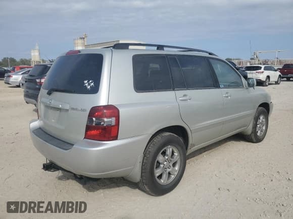 ✅ 2004 Toyota Highlander • VIN: JTEEP21A940053625 • Лот: 82358865. Опубликован ранее на Copart с пробегом 223 695 миль. Бесплатный доступ к архиву аукционных продаж из США и подробный отчёт об истории автомобиля на DreamBid. Изображение 3.