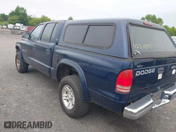✅ 2001 Dodge Dakota Sport • VIN: 1B7GG2AN41S220246 • Lot: 42361348. Wystawiony na IAAI z przebiegiem 219 286 mil. Bezpłatny archiwum sprzedaży aukcyjnych z USA i szczegółowy raport historii pojazdu na DreamBid. Zdjęcie 3.