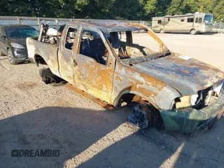 ✅ 1999 Ford F-250 XL • VIN: 1FTNX21S1XEC66038 • Lot: 43103239. Listed on IAAI with Not provided. Free auction sales archive from the USA and detailed vehicle history report at DreamBid. Image 1.