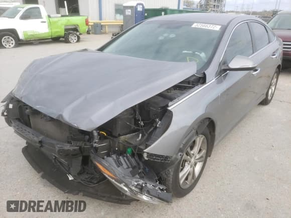 ✅ 2019 Hyundai Sonata SEL • VIN: 5NPE34AFXKH737686 • Лот: 32566372. Опубликован ранее на Copart с пробегом 78 091 миль. Бесплатный доступ к архиву аукционных продаж из США и подробный отчёт об истории автомобиля на DreamBid. Изображение 2.