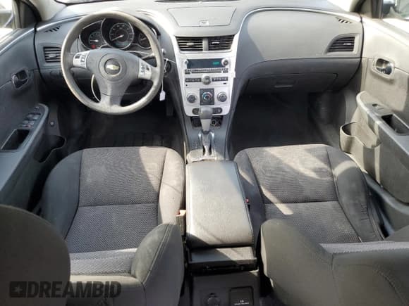 ✅ 2012 Chevrolet Malibu 1LT • VIN: 1G1ZC5E03CF322341 • Lot: 80449205. Wystawiony na Copart z przebiegiem 165 181 mil. Bezpłatny archiwum sprzedaży aukcyjnych z USA i szczegółowy raport historii pojazdu na DreamBid. Zdjęcie 8.