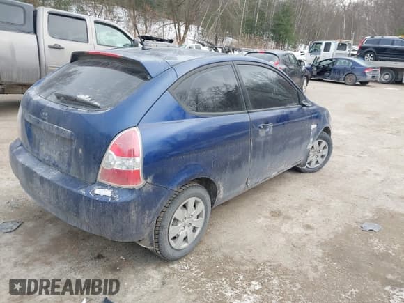 ✅ 2010 Hyundai Accent GS • VIN: KMHCM3ACXAU157584 • Лот: 41406776. Опубликован ранее на IAAI с пробегом 183 188 миль. Бесплатный доступ к архиву аукционных продаж из США и подробный отчёт об истории автомобиля на DreamBid. Изображение 4.