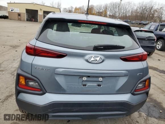 ✅ 2020 Hyundai Kona SE • VIN: KM8K1CAA4LU410307 • Лот: 77148093. Опубликован ранее на Copart с пробегом 54 121 миль. Бесплатный доступ к архиву аукционных продаж из США и подробный отчёт об истории автомобиля на DreamBid. Изображение 6.