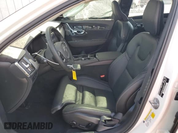 ✅ 2024 Volvo S90 Recharge Plug-In Hybrid Ultimate • VIN: LVYH60AF3RP395163 • Lot: 52192295. Wystawiony na Copart z przebiegiem 16 789 mil. Bezpłatny archiwum sprzedaży aukcyjnych z USA i szczegółowy raport historii pojazdu na DreamBid. Zdjęcie 7.