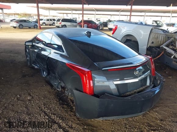 ✅ 2014 Cadillac ELR • VIN: 1G6RR1E41EU601063 • Lot: 41637001. Wystawiony na IAAI z przebiegiem 123 394 mil. Bezpłatny archiwum sprzedaży aukcyjnych z USA i szczegółowy raport historii pojazdu na DreamBid. Zdjęcie 3.