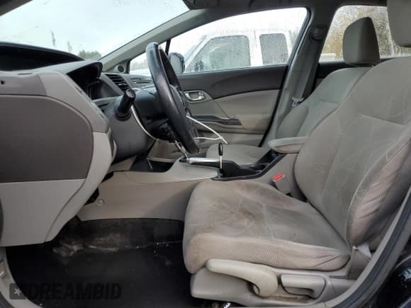 ✅ 2012 Honda Civic LX • VIN: 2HGFB2F55CH110790 • Лот: 92856325. Опубликован ранее на Copart с пробегом 314 735 миль. Бесплатный доступ к архиву аукционных продаж из США и подробный отчёт об истории автомобиля на DreamBid. Изображение 7.