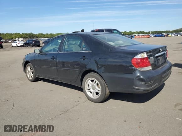 ✅ 2006 Toyota Camry LE • VIN: 4T1BE32K76U142384 • Lot: 84056355. Wystawiony na Copart z przebiegiem 165 543 mil. Bezpłatny archiwum sprzedaży aukcyjnych z USA i szczegółowy raport historii pojazdu na DreamBid. Zdjęcie 2.