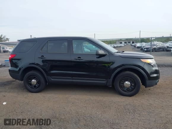 ✅ 2015 Ford Police Interceptor Utility • VIN: 1FM5K8AR0FGB61908 • Лот: 43333545. Опубликован ранее на IAAI с пробегом 287 535 миль. Бесплатный доступ к архиву аукционных продаж из США и подробный отчёт об истории автомобиля на DreamBid. Изображение 13.