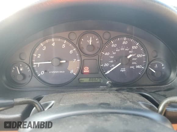 ✅ 2000 Mazda MX-5 Miata • VIN: JM1NB3537Y0154043 • Лот: 64363245. Опубликован ранее на Copart с пробегом 88 825 миль. Бесплатный доступ к архиву аукционных продаж из США и подробный отчёт об истории автомобиля на DreamBid. Изображение 9.