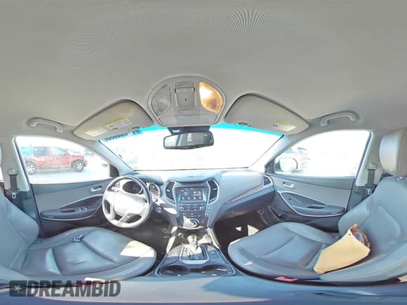 ✅ 2017 Hyundai Santa Fe Limited • VIN: KM8SN4HFXHU218070 • Лот: 70206695. Опубликован ранее на Copart с пробегом 118 755 миль. Бесплатный доступ к архиву аукционных продаж из США и подробный отчёт об истории автомобиля на DreamBid. Изображение 15.